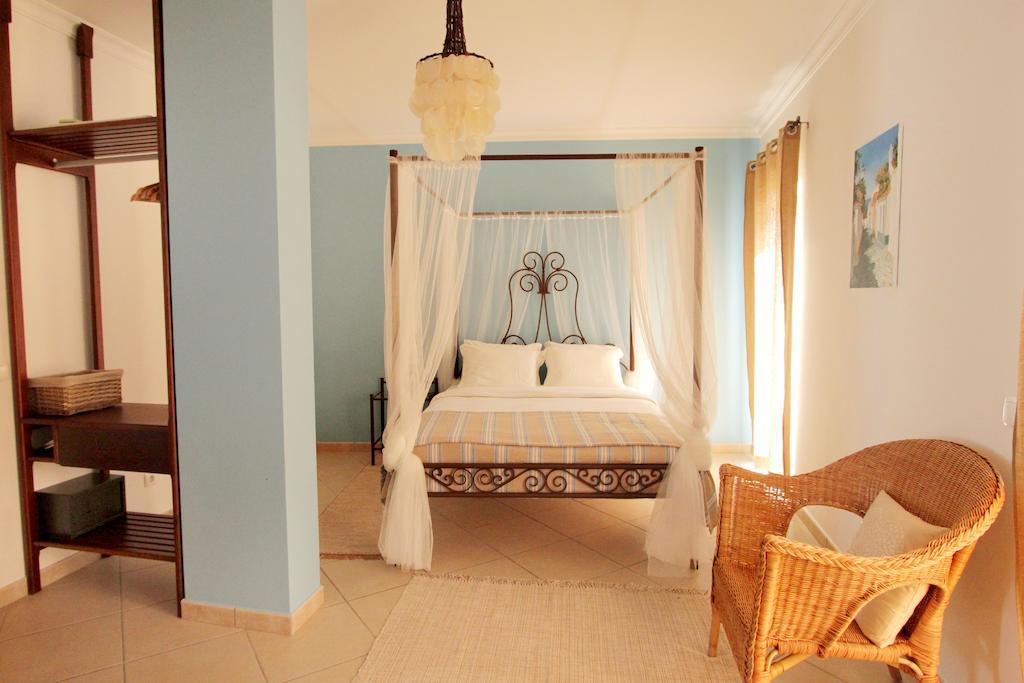 Casa A Sul - Lagos Guesthouses Стая снимка